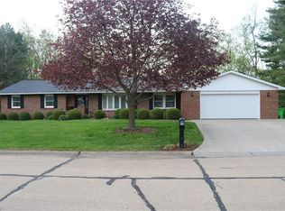 106 Eastview Dr, New Concord, OH 43762