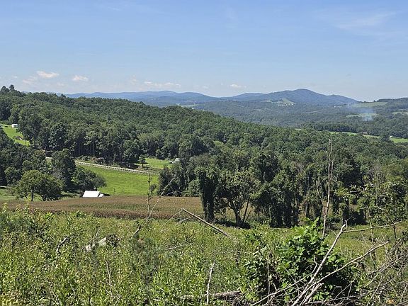 5th image of Savannah Rd