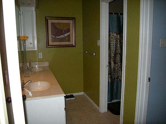 5th image of 3710 Villa Pines Dr