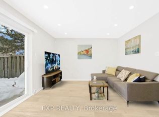 270 Timberbank Blvd #57, Toronto, ON M1W 2M1