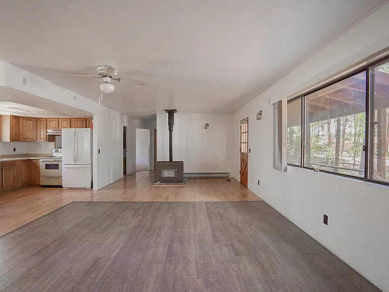 5383 Glenwood Ln — Photo 6