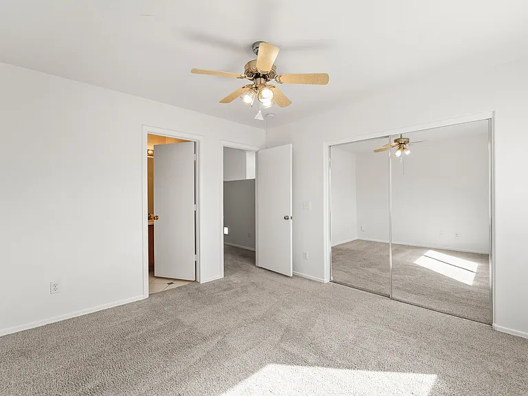 14929 W Port Au Prince Ln — Photo 15