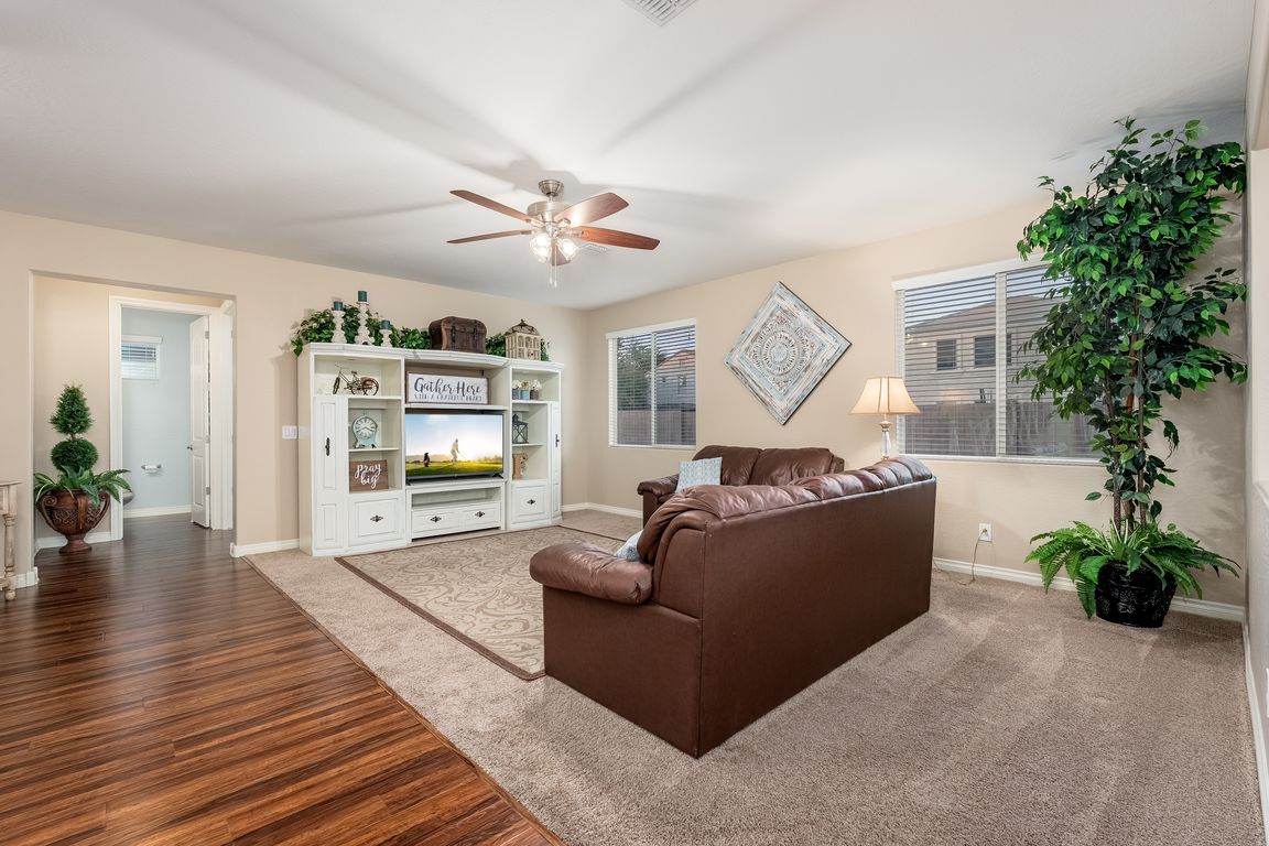 next background image