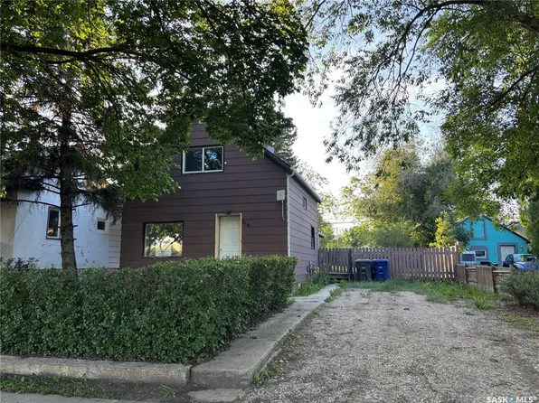 216 3rd AVENUE W, Kindersley, SK S0L 1S0
