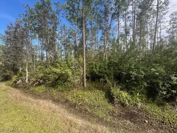 19201 Burgundy Farms Rd, Estero, FL 33928