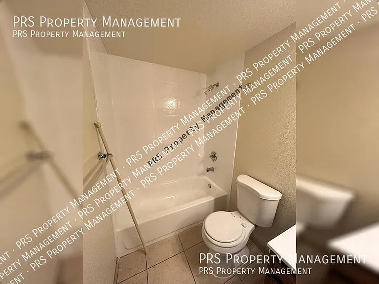 1762 W Colt Rd — Photo 24