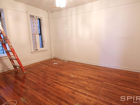 2nd image of 3246 Kingsbridge Ave APT 4