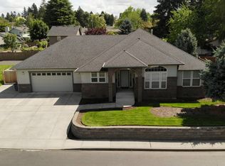 1305 NW 54th Way, Vancouver, WA 98663