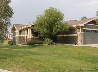 904 Feather Rdg, Cheyenne, WY 82009