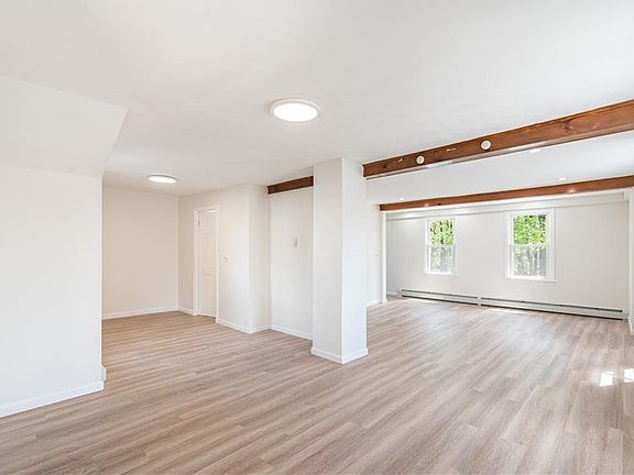 5th image of 8 Fenner St