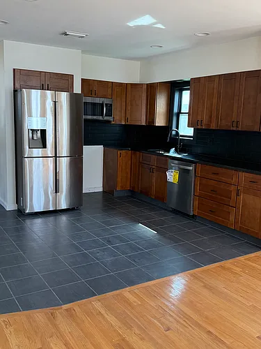 445 Waterman Ave #2 Photo 1