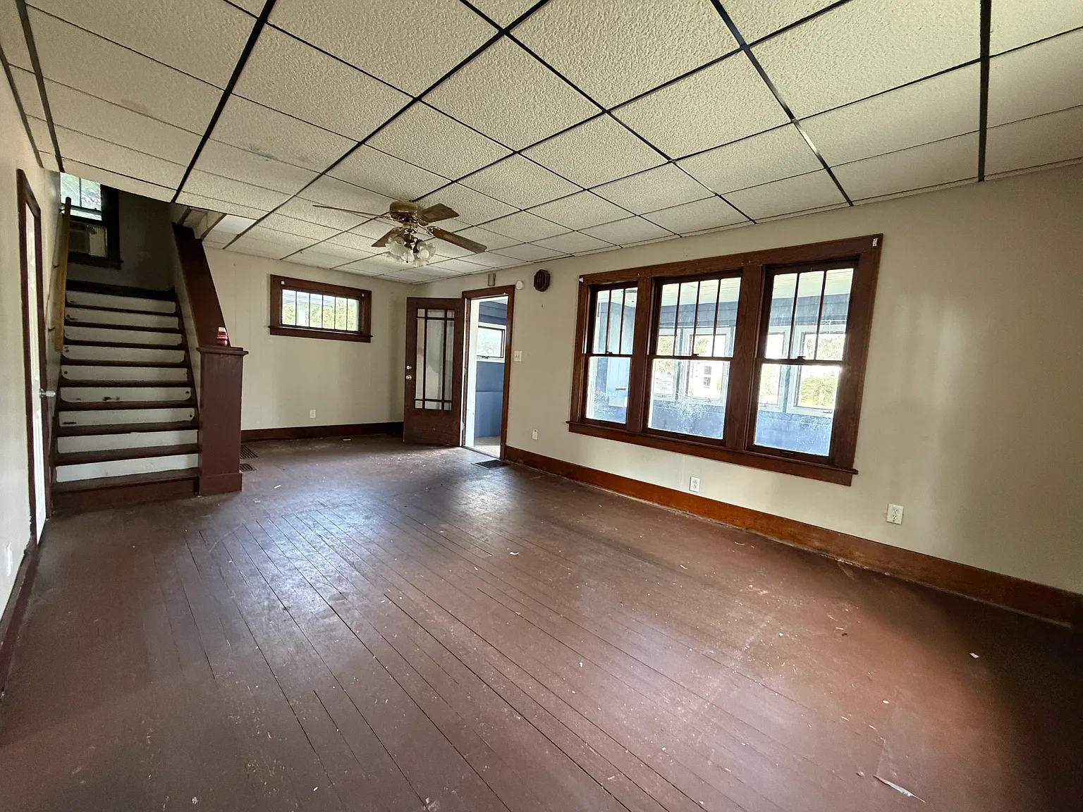 3 bed, 1276 sqft, $1,300 — Photo 2
