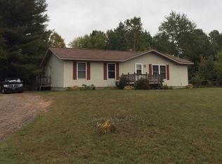 904 Silver Creek Rd, Marquette, MI 49855