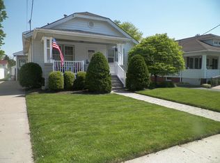 69 Hull Ave, Freehold, NJ 07728