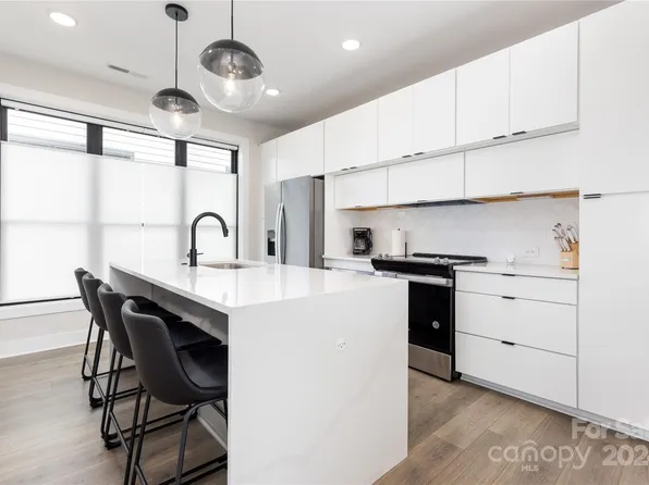 4524 Radler Ct, Charlotte, NC 28217