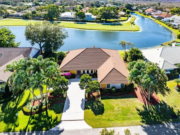 67 Dunbar Road, Palm Beach Gardens, FL 33418