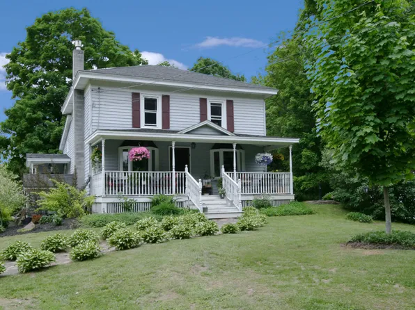 33 W 5th Street Rd, Oswego, NY 13126