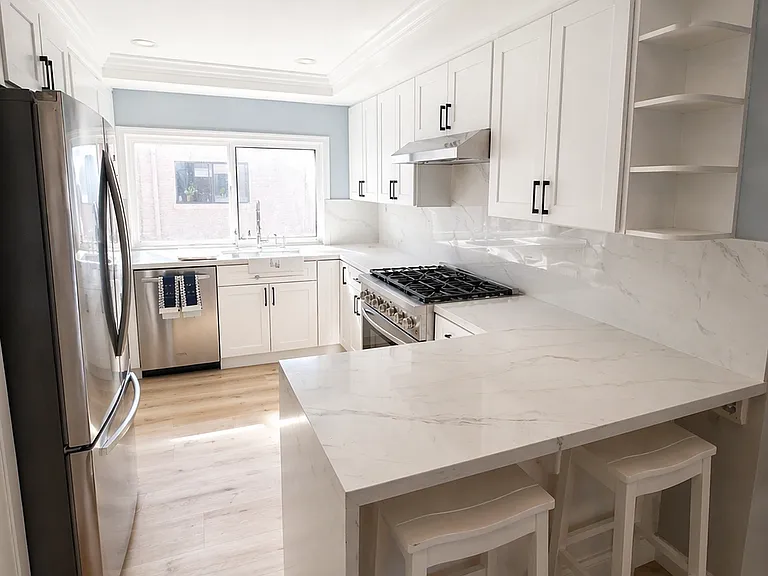 1103 Sheila Ct — Photo 4