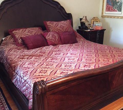 Master Bedroom with high ceiling