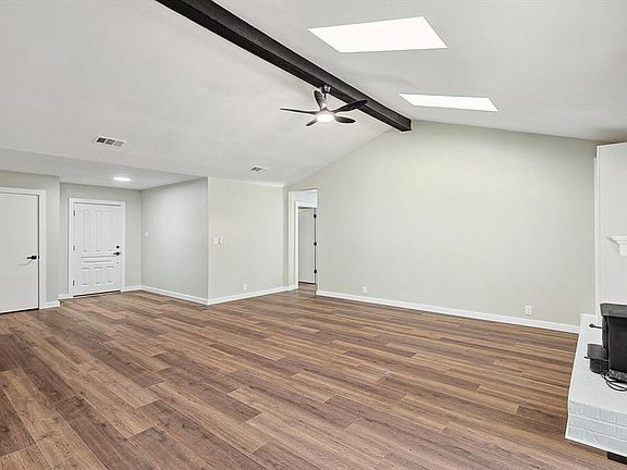 4th image of 1302 Palm St #1302