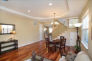 4th image of 27220 Dobbel Ave