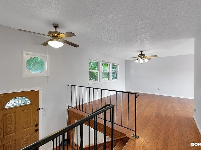 7125 Caballero Ave — Photo 17