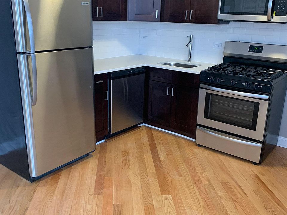 1st image of 1640 W Pratt Blvd #1C