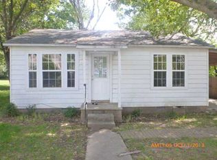 209 Rogers St, Prairie Grove, AR 72753