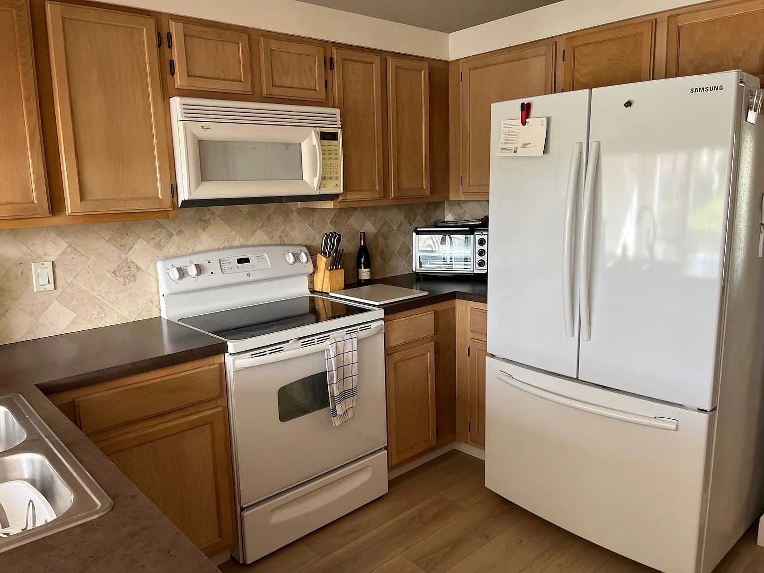 3 bed, 1685 sqft, $2,600 — Photo 2