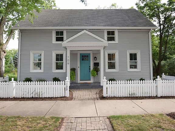 2nd image of 109 Grand Ave