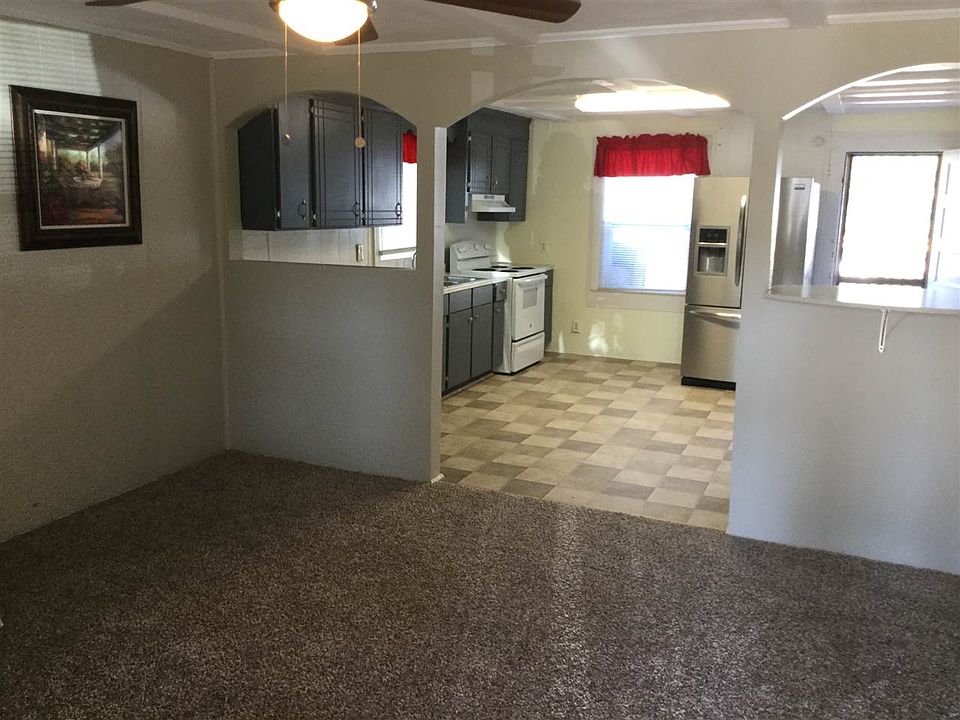 2nd image of 111 Ash Ave