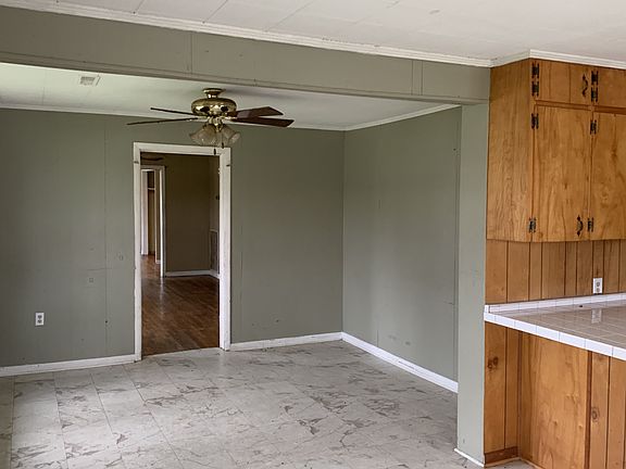 5th image of 2340 Woodbury Hwy