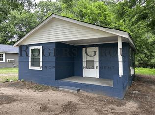 1023 Hughes St, Henderson, NC 27536