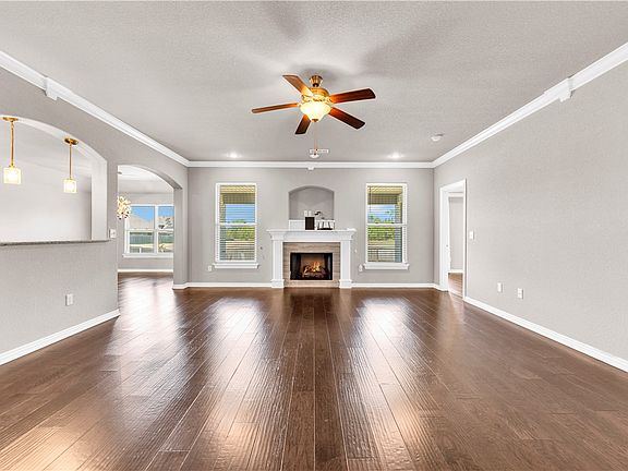 3rd image of 4370 W Anthem Dr