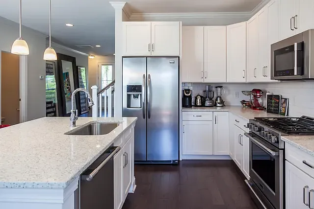 2226 Hamlin Sound Cir — Photo 15