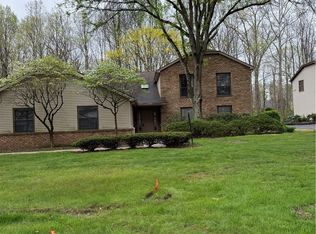 1345 Fox Run Dr #2, Youngstown, OH 44512
