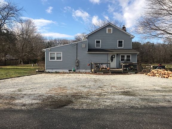 2nd image of 219 Railroad Ave
