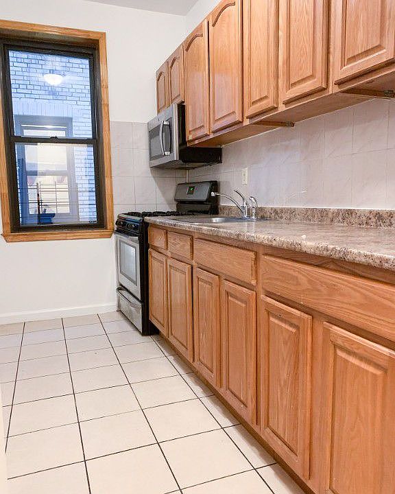 2nd image of 3556 94th St APT B4