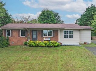 3882 Michelle Pl NE, Cleveland, TN 37323