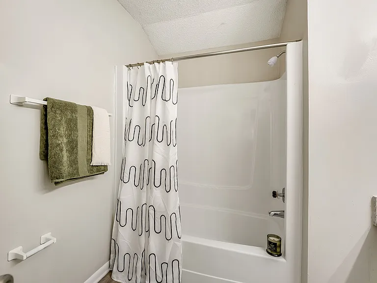 Pine Ridge Apartments — Photo 53