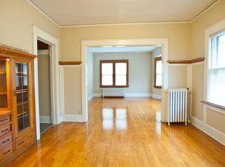 2904 N Bartlett Ave #5, Milwaukee, WI 53211