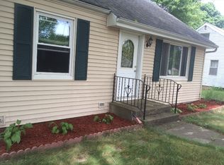 306 Harlan Ave, Buchanan, MI 49107