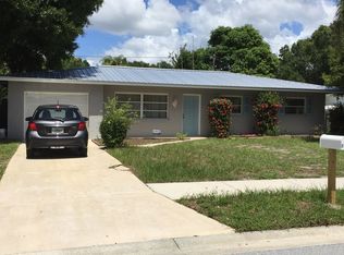 3175 Novus St, Sarasota, FL 34237
