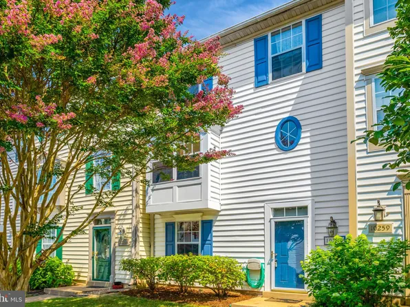 10261 Calypso Dr, Manassas, VA 20110