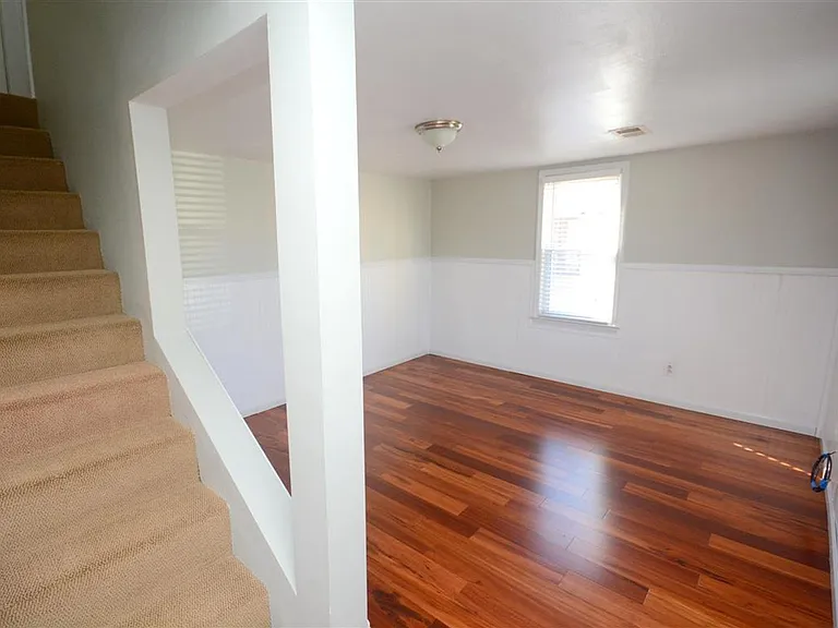 406 High Point Ave — Photo 6
