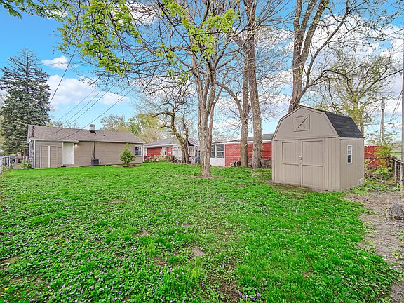 5th image of 7608 Catalpa Ave