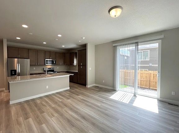 3rd image of 21790 Nederland Dr