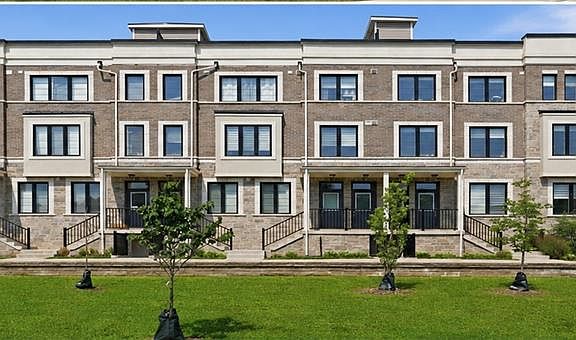 4th image of 383 Dundas St E #58