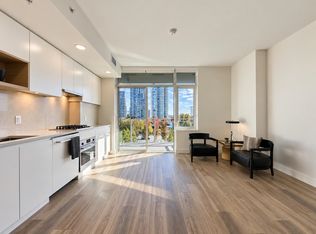 4433 Alaska St #403, Burnaby, BC V5C 5T3