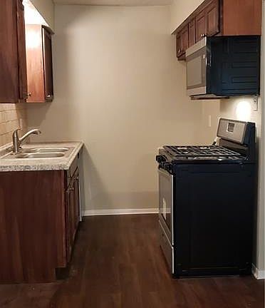 3rd image of 6028 Westridge Ln APT 110